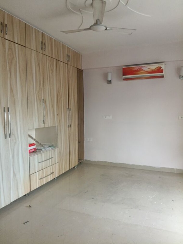 Room, bhawna-apartment 4 Bedroom 3200 Sq.Ft. Apartment In Sector 43 Gurgaon 10614196