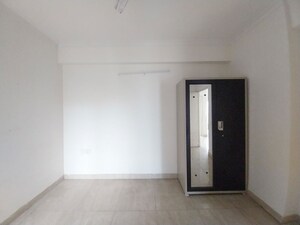 Room in 2 BHK Apartment at Gaur City 7th Avenue, Sector 4 Greater Noida – for Sale