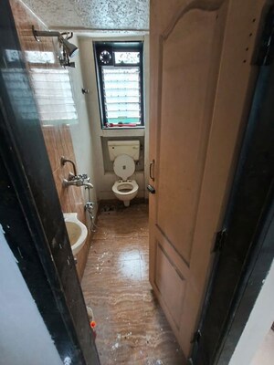 Bathroom in 2 BHK Apartment at Chembur – for Rent