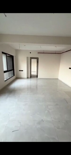Room in 1 BHK Apartment at Paradigm Antalya, Oshiwara – for Rent
