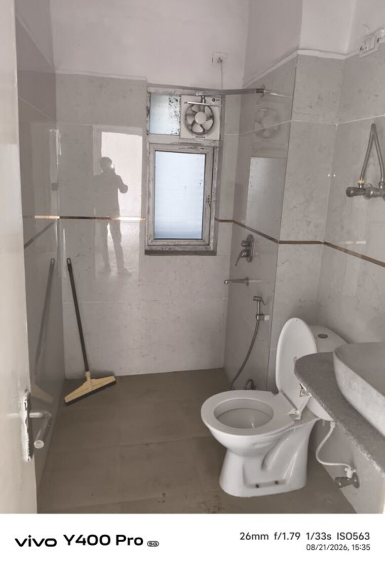 Bathroom, bptp-princess-park 3 Bedroom 1500 Sq.Ft. Apartment In Sector 86 Faridabad 10614209
