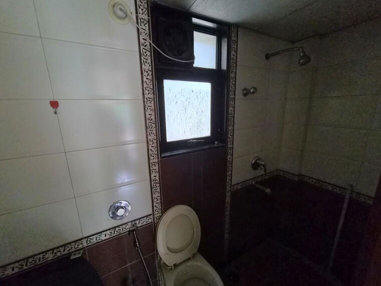 Bathroom, brahma-suncity-platinum 3 Bedroom 1550 Sq.Ft. Apartment In Wadgaon Sheri Pune 10614206