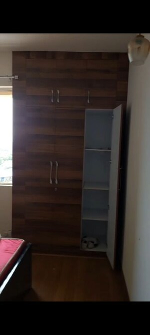 Furnished Amenities in 2 BHK Apartment at Jaypee Greens Kosmos, Sector 134 – for Rent