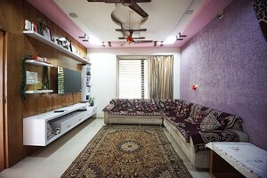 Bedroom in 4 BHK Independent House at Vastral – for Sale