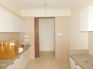 Room in 3 BHK Apartment at Ekta Tripolis, Goregaon West – for Rent