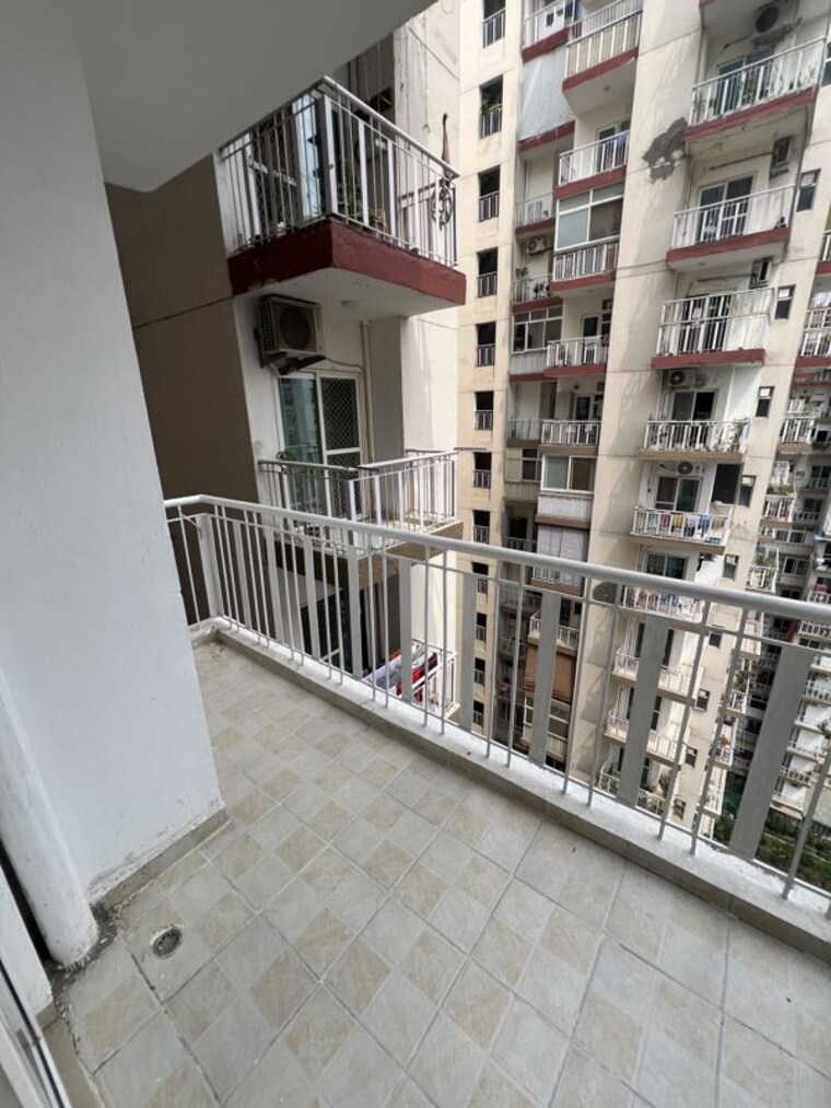 Balcony, jm-florence 2.5 Bedroom 1216 Sq.Ft. Apartment In Tech Zone 4 Greater Noida Greater Noida 10614210