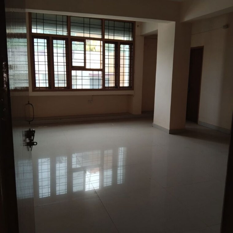 Room, bankman colony Commercial Office Space 3000 Sq.Ft. In Bankman Colony Patna 10612726