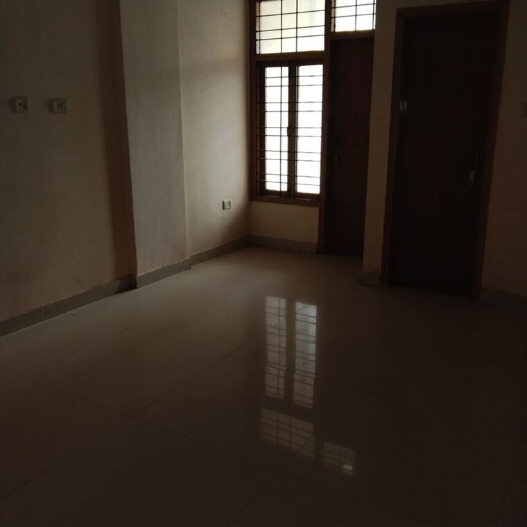 Room, bankman colony Commercial Office Space 3000 Sq.Ft. In Bankman Colony Patna 10612726