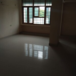 Room in  Office Space at Bankman Colony – for Rent