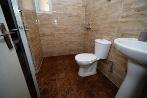 Bathroom in 2.5 BHK Apartment at Ajnara Le Garden, Sector 16b Greater Noida – for Sale