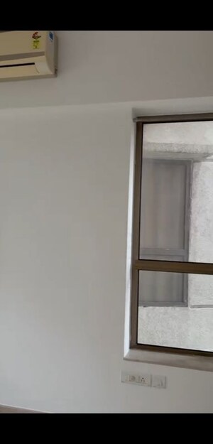  2 BHK Apartment at L&T Emerald Isle, Powai – for Rent