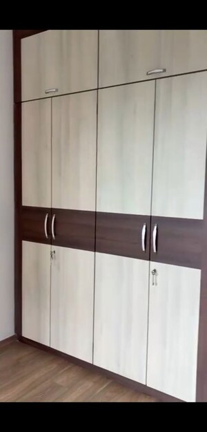Furnished Amenities in 2 BHK Apartment at L&T Emerald Isle, Powai – for Rent