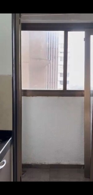 Room in 2 BHK Apartment at L&T Emerald Isle, Powai – for Rent