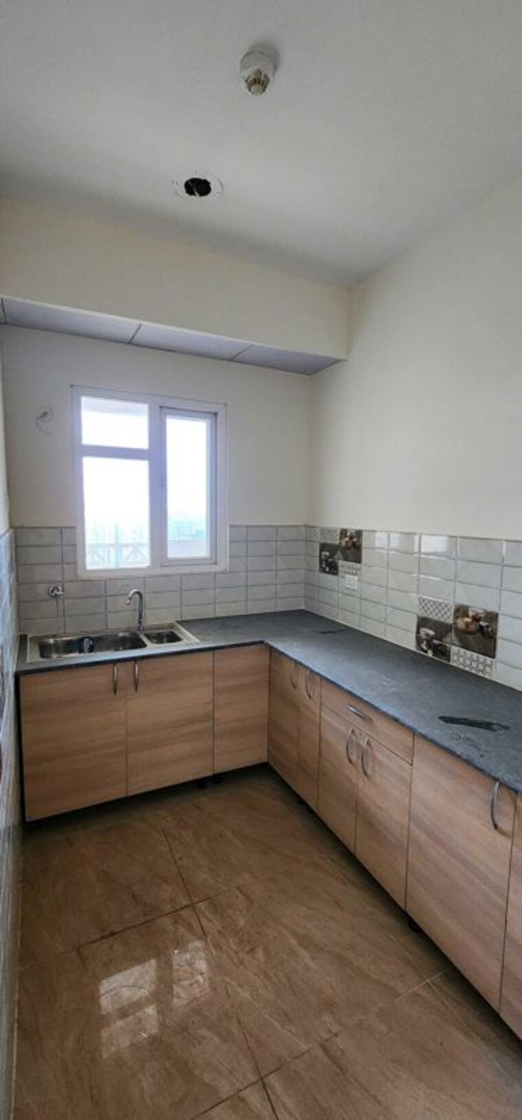 Kitchen, gaur-city-7th-avenue 3 Bedroom 1350 Sq.Ft. Apartment In Sector 4 Greater Noida Greater Noida 10614294