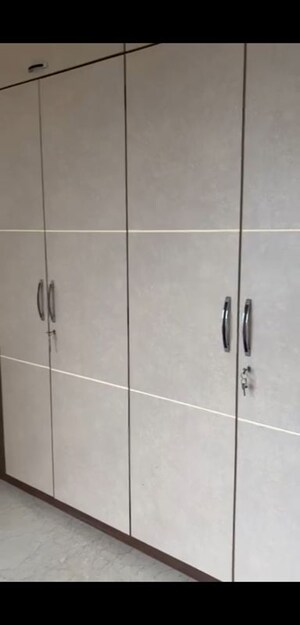 Furnished Amenities in 2 BHK Apartment at L&T Emerald Isle, Powai – for Rent