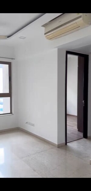 Room in 2 BHK Apartment at L&T Emerald Isle, Powai – for Rent