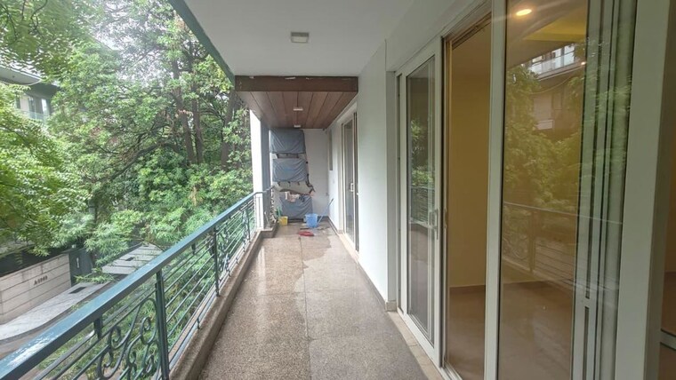 Balcony, silverglades-hightown 4 Bedroom 2400 Sq.Ft. Builder Floor In Sushant Lok I Gurgaon 10614312