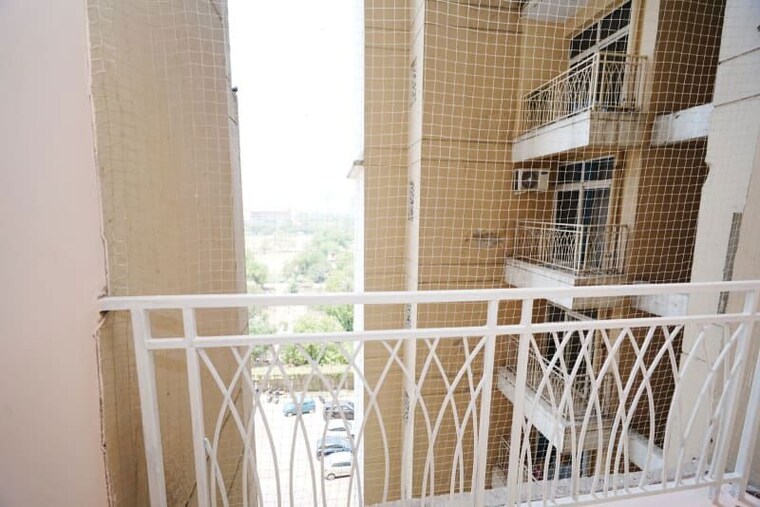 Balcony, mahagun-mywoods-ii 2.5 Bedroom 1110 Sq.Ft. Apartment In Sector 16c Greater Noida Greater Noida 10614309
