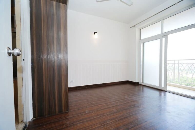 Room, mahagun-mywoods-ii 2.5 Bedroom 1110 Sq.Ft. Apartment In Sector 16c Greater Noida Greater Noida 10614309