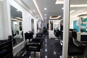 Gym in  Shop at Satellite – for Sale