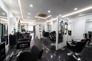 Gym in  Shop at Satellite – for Sale