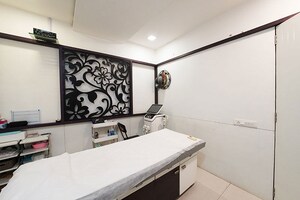 Furnished Amenities in  Shop at Satellite – for Sale