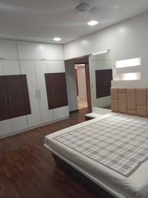 Bedroom in 3 BHK Apartment at Sindhi Society, Chembur – for Rent