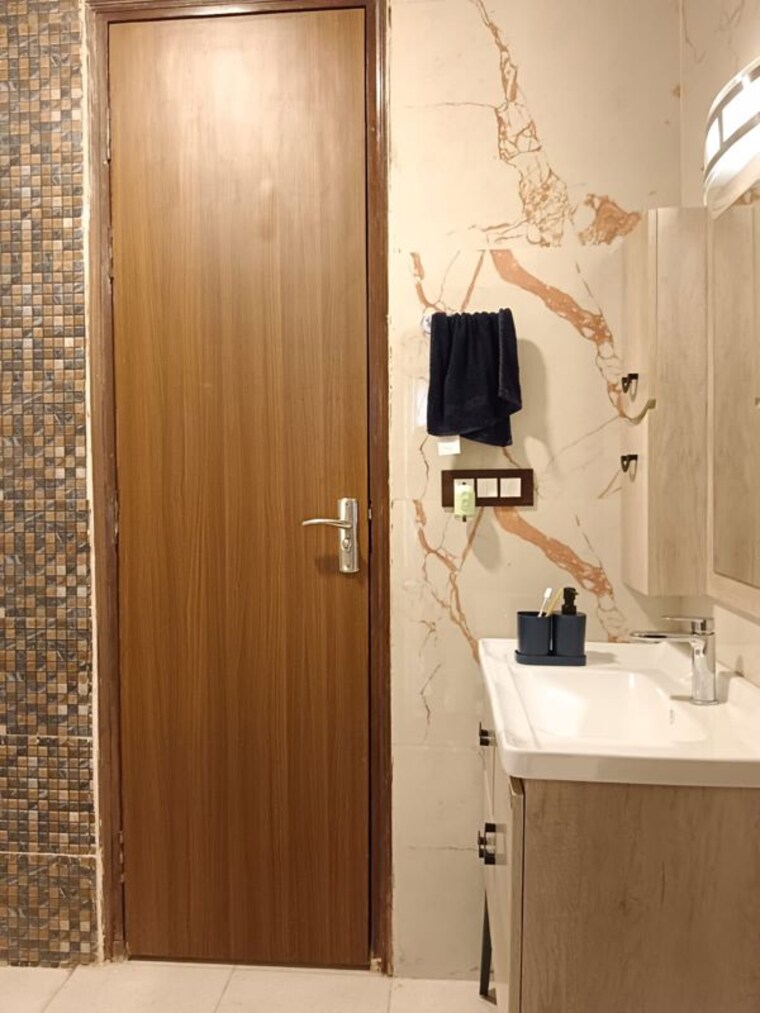 Team Area, ansal-api-versalia 4 Bedroom 2200 Sq.Ft. Apartment In Sector 67a Gurgaon 10614322