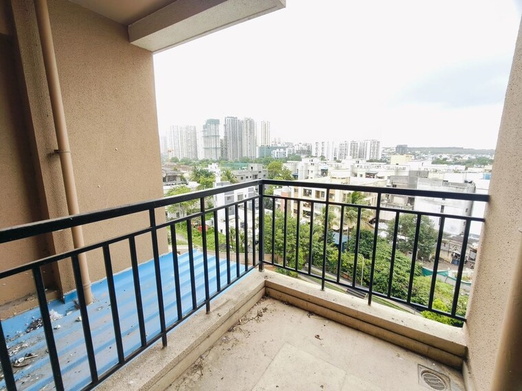 Balcony, vertical-alcinia 2 Bedroom 1100 Sq.Ft. Apartment In Mohammadwadi Pune 10600453