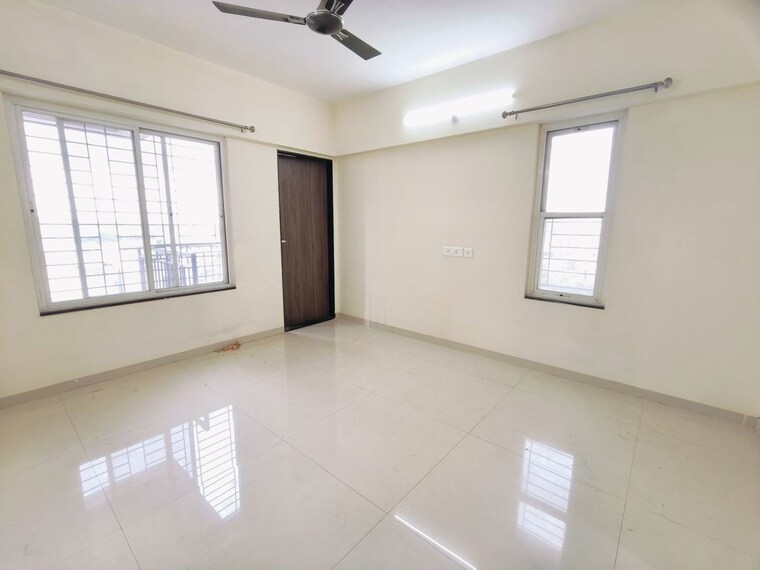Room, vertical-alcinia 2 Bedroom 1100 Sq.Ft. Apartment In Mohammadwadi Pune 10600453