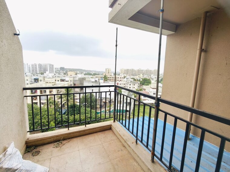 Balcony, vertical-alcinia 2 Bedroom 1100 Sq.Ft. Apartment In Mohammadwadi Pune 10600453