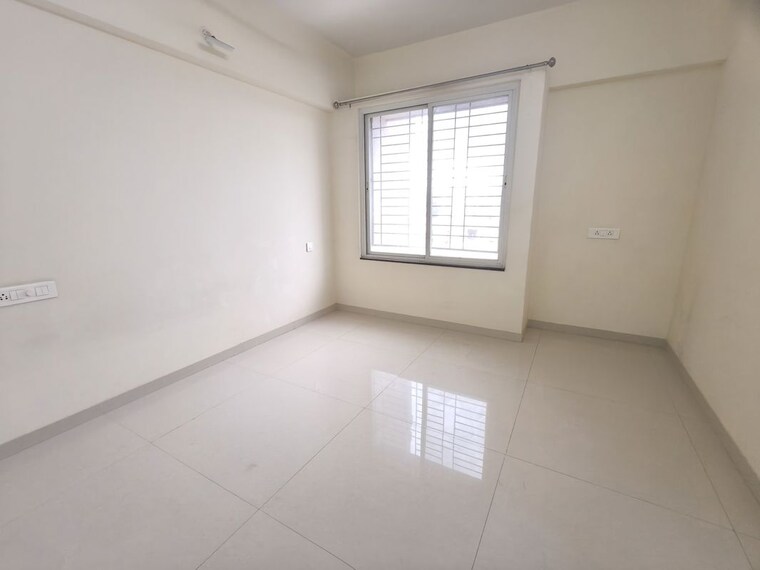 Room, vertical-alcinia 2 Bedroom 1100 Sq.Ft. Apartment In Mohammadwadi Pune 10600453
