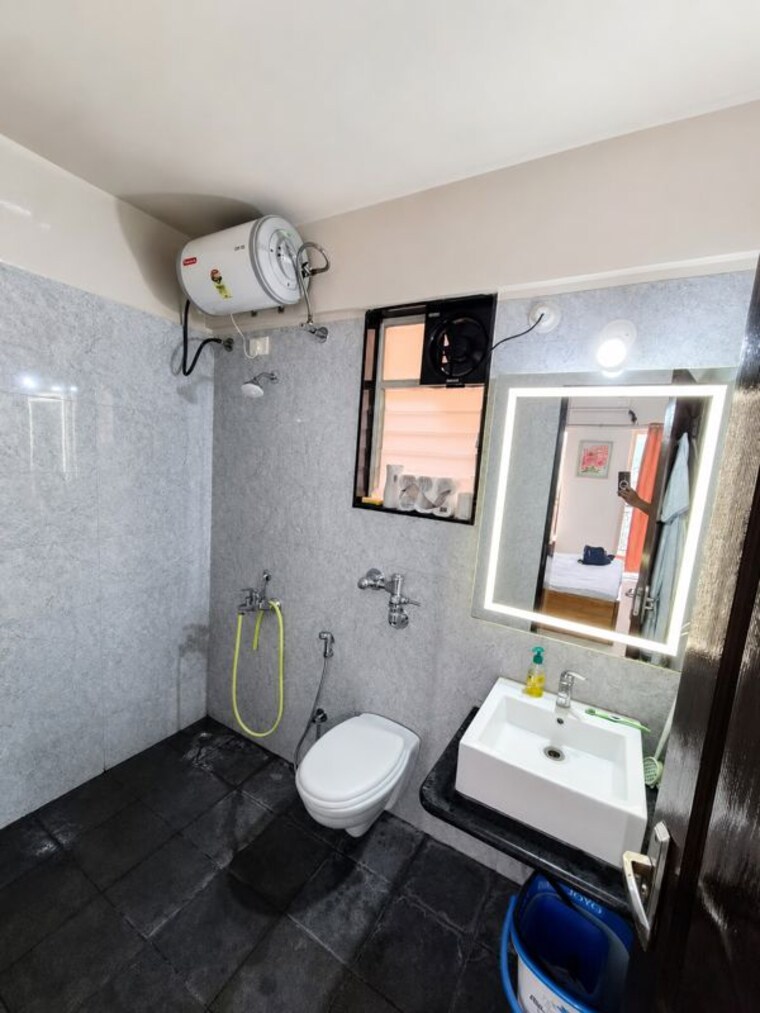 Bathroom, nyati-evara 1 Bedroom 900 Sq.Ft. Apartment In Kondhwa Pune 10574391