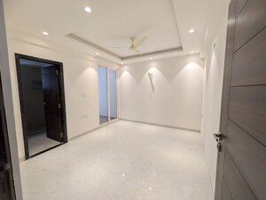 Room in 3 BHK Apartment at Vaishali Nagar – for Rent