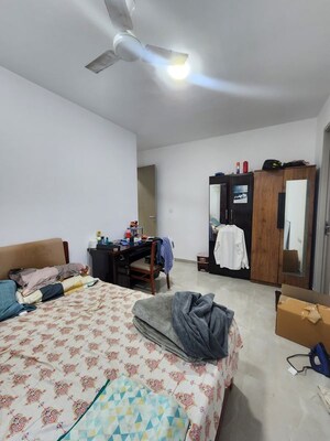 Master Bedroom in 2 BHK Apartment at Sheth Vasant Oasis, Andheri East – for Rent