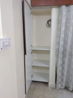 Furnished Amenities in 2 BHK Apartment at Senapati Bapat Road – for Rent