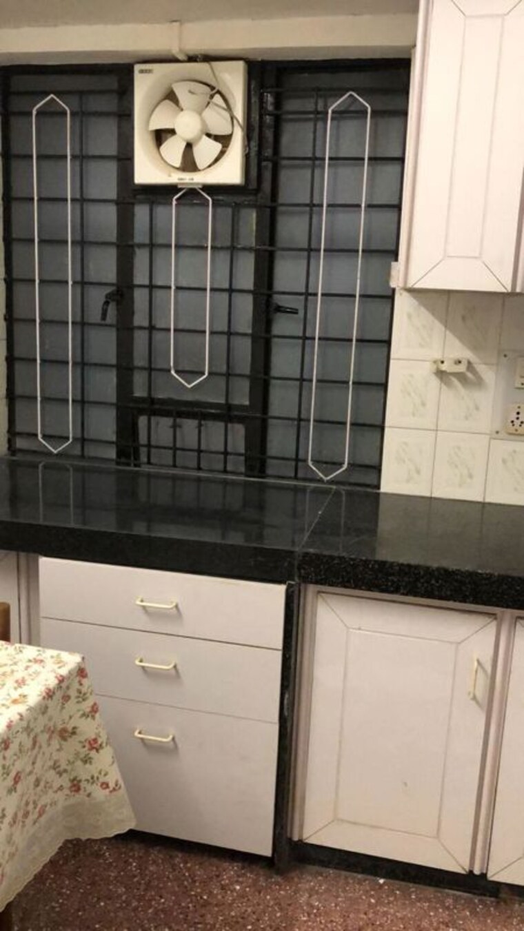 Kitchen, senapati bapat road 2 Bedroom 1500 Sq.Ft. Apartment In Senapati Bapat Road Pune 10606344