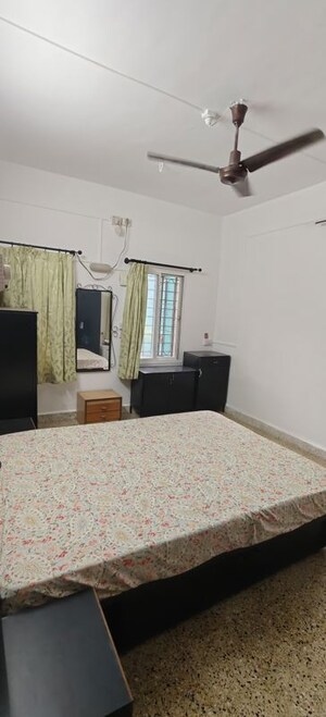 Bedroom in 2 BHK Apartment at Senapati Bapat Road – for Rent