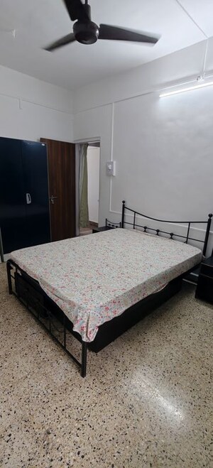 Bedroom in 2 BHK Apartment at Senapati Bapat Road – for Rent