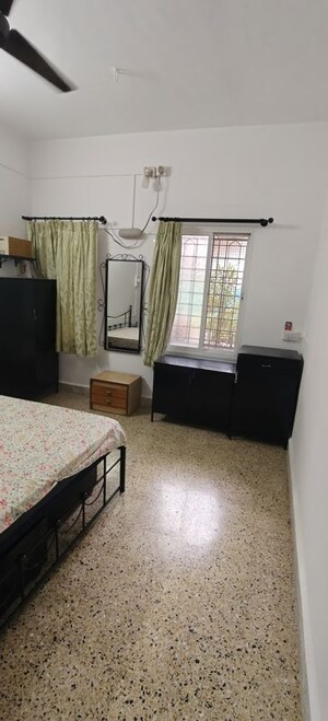 Bedroom in 2 BHK Apartment at Senapati Bapat Road – for Rent