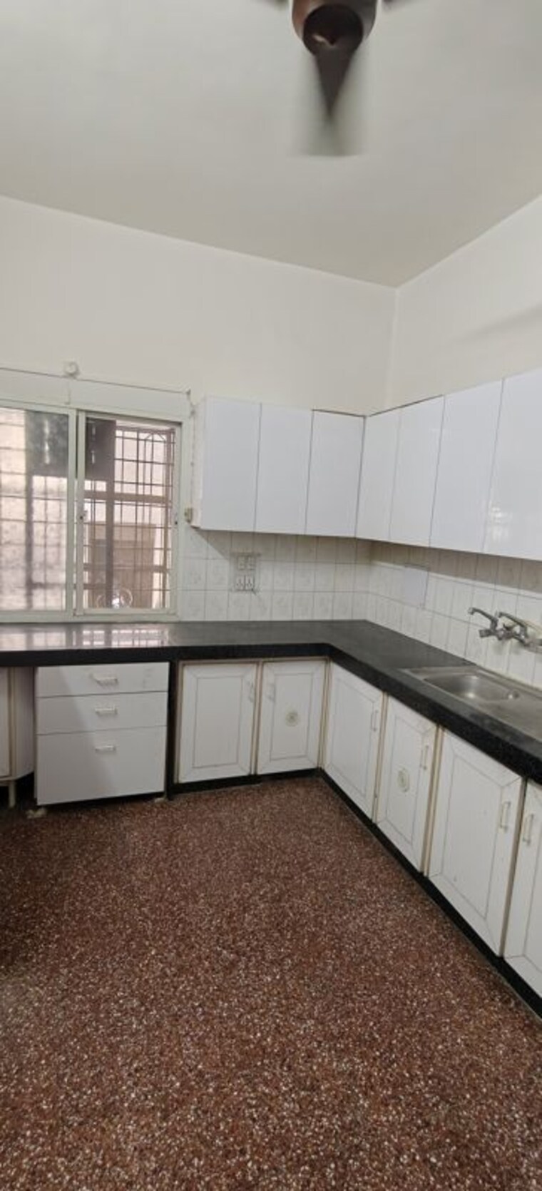 Kitchen, senapati bapat road 2 Bedroom 1500 Sq.Ft. Apartment In Senapati Bapat Road Pune 10606344