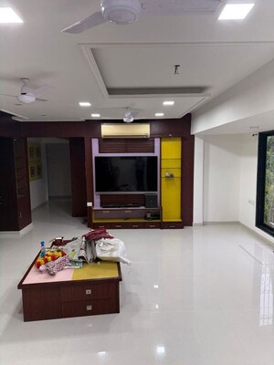 Living Room in 3 BHK Apartment at Chembur – for Rent