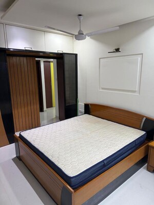 Bedroom in 3 BHK Apartment at Chembur – for Rent