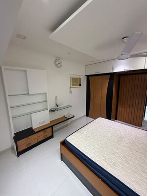 Bedroom in 3 BHK Apartment at Chembur – for Rent