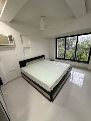 Bedroom in 3 BHK Apartment at Chembur – for Rent