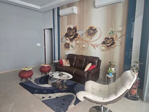 Team Area in 3.5 BHK Apartment at Omkar Alta Monte, Malad East – for Rent