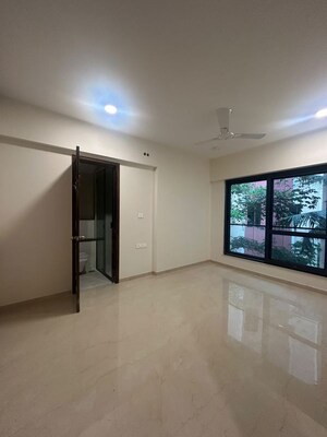 Bedroom in 3 BHK Apartment at Chembur – for Rent