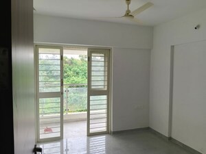 Living Room in 2 BHK Apartment at Urit Nagar – for Rent