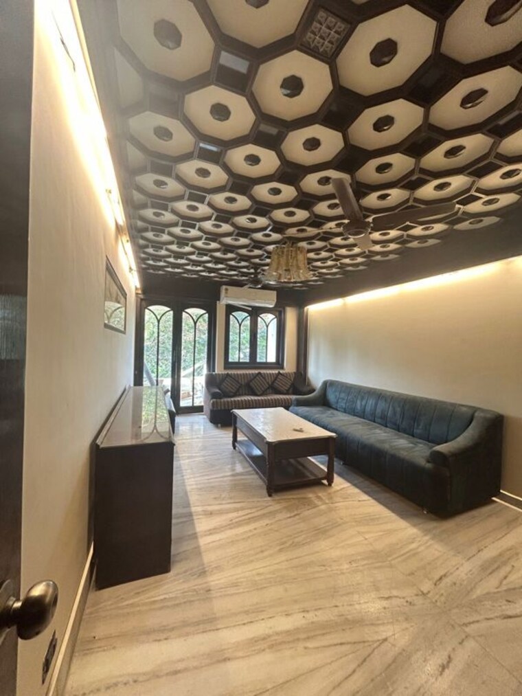  Parking, diago-apartment 2 Bedroom 700 Sq.Ft. Apartment In Pali Hill Mumbai 10614425