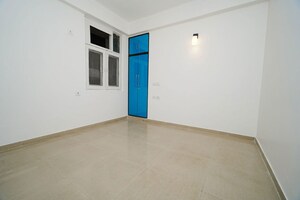 Room in 3 BHK Apartment at Raj Nagar Extension – for Sale